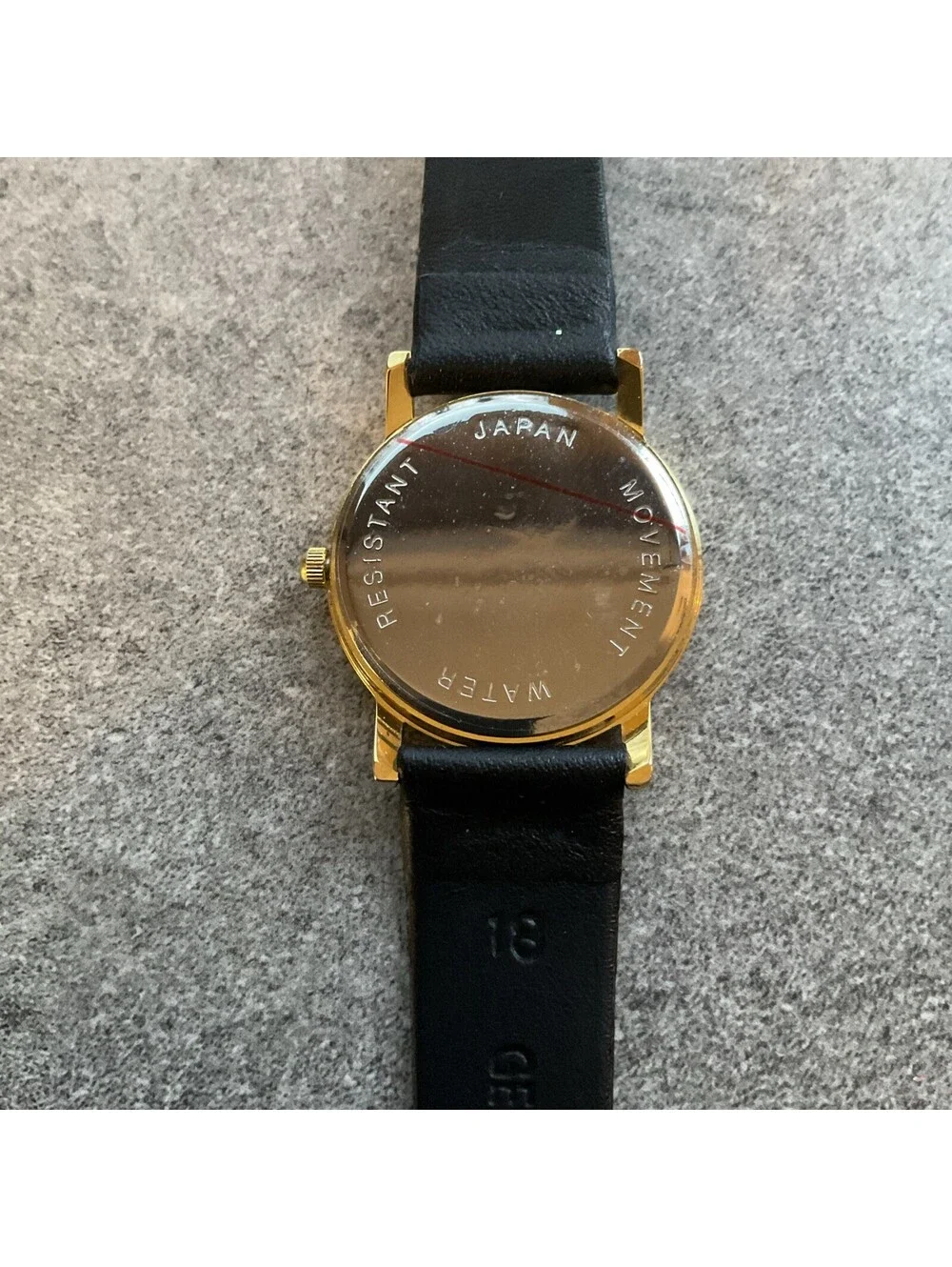 Vintage Chicago Illinois LDS Temple Mens Watch 32mm Gold Tone Case Black Band BN